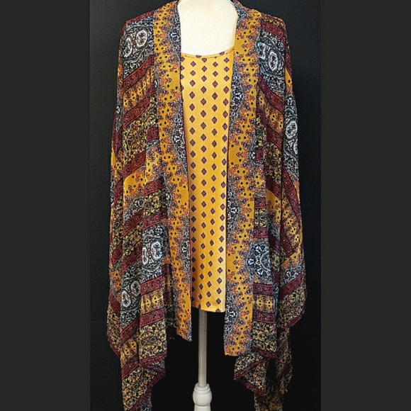 ONE WORLD Tops - NWT ONE WORLD 2-Piece Top
